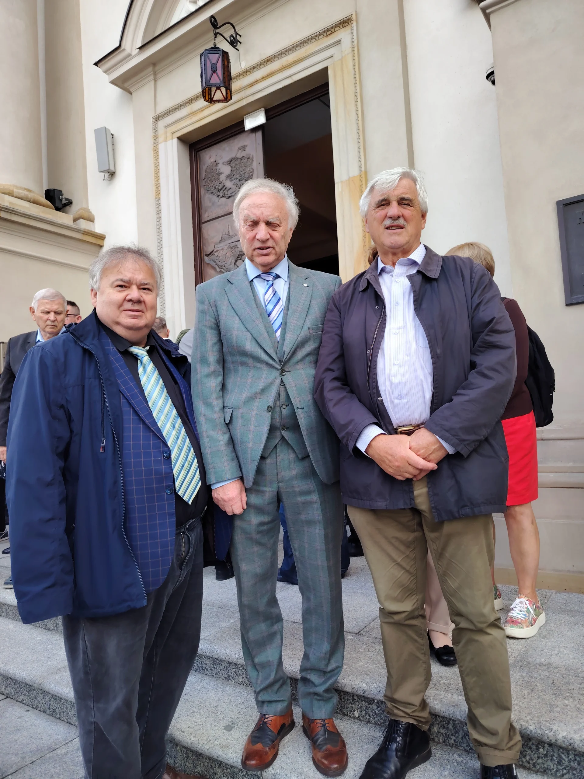 Złożenie kwiatów pod pomnikiem Olszynki Grochowskiej – zdjęcie 7